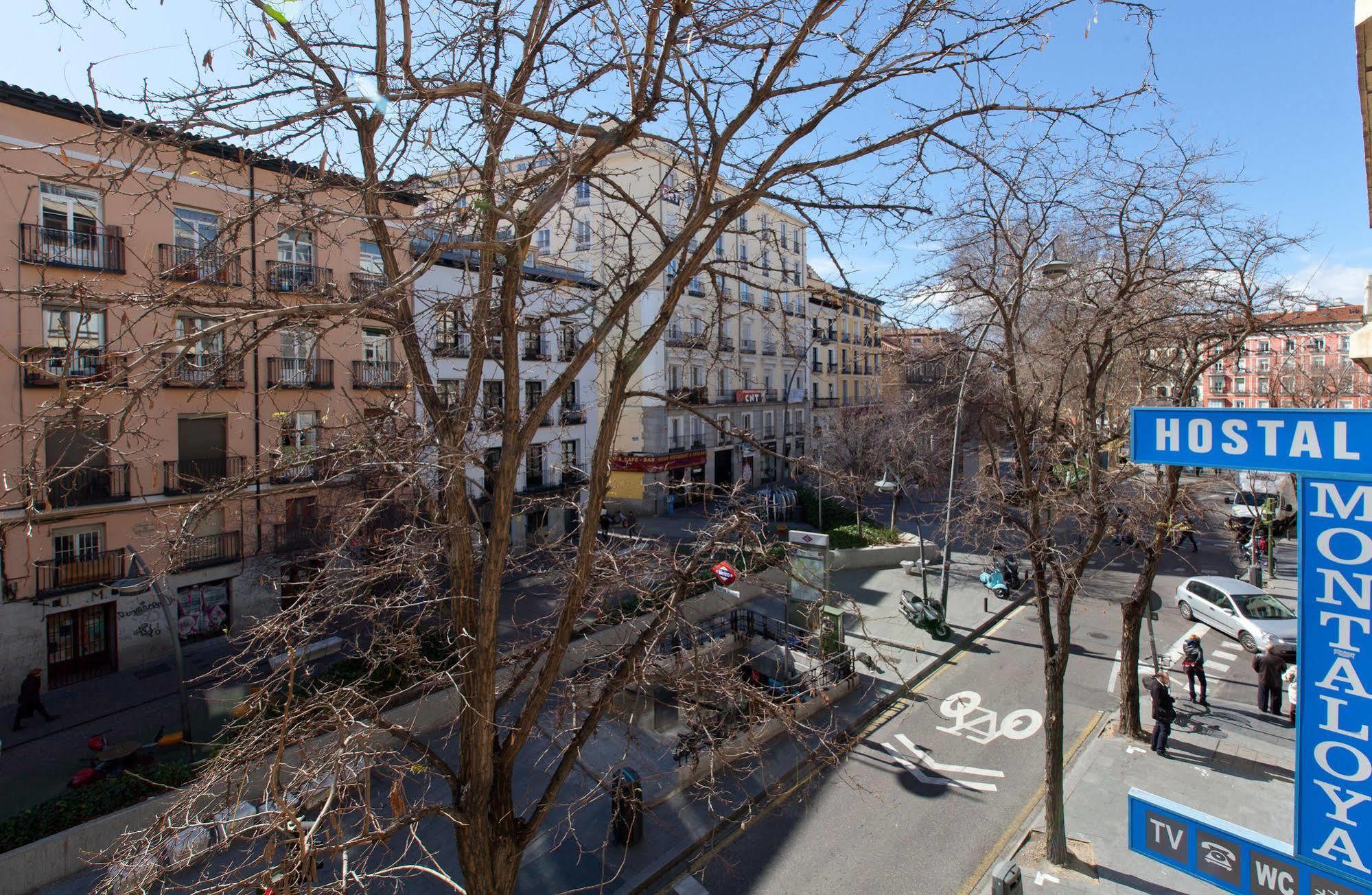 Hostal Montaloya Madrid Exterior foto